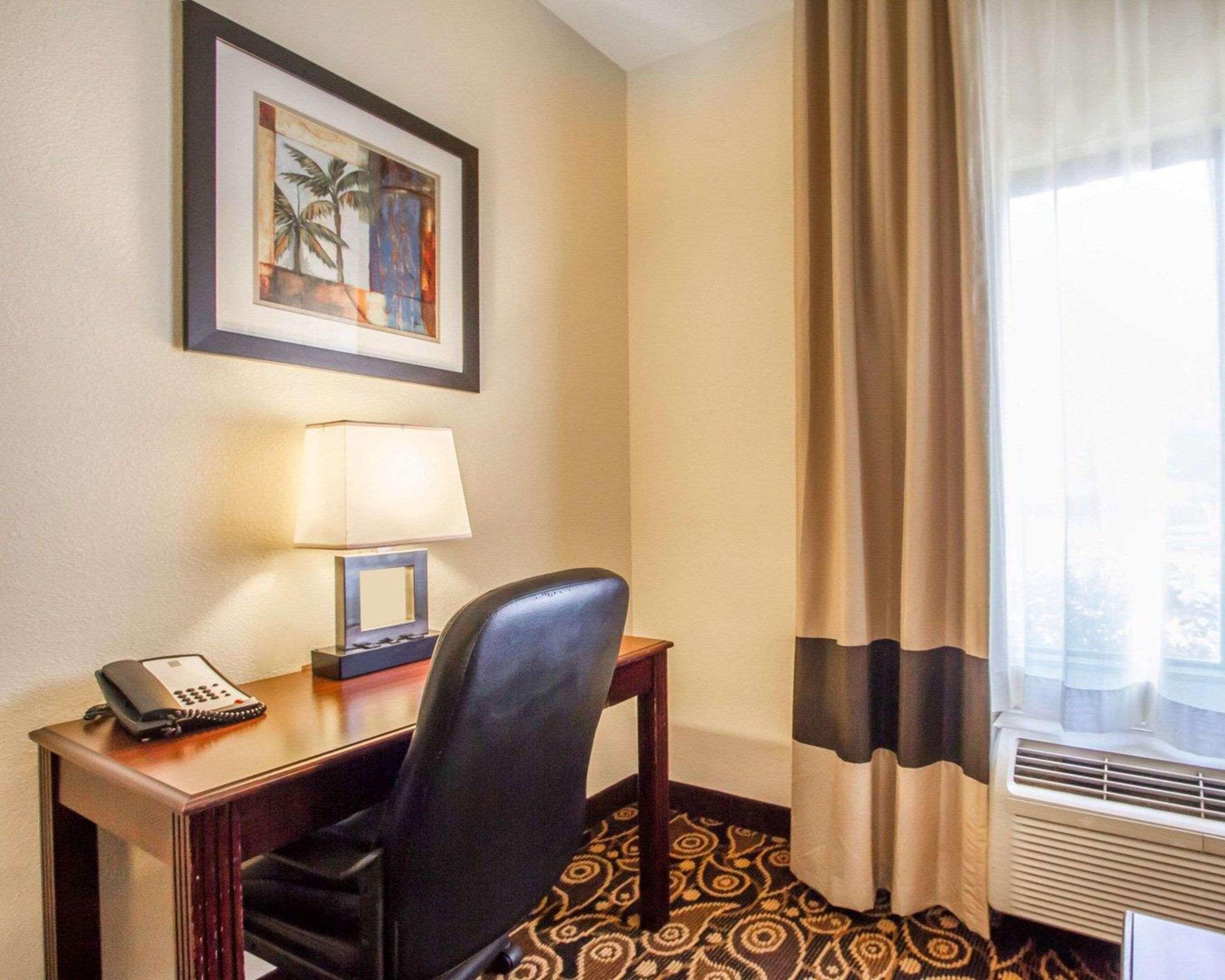 Comfort Suites Mobile East Bay Дафне Экстерьер фото