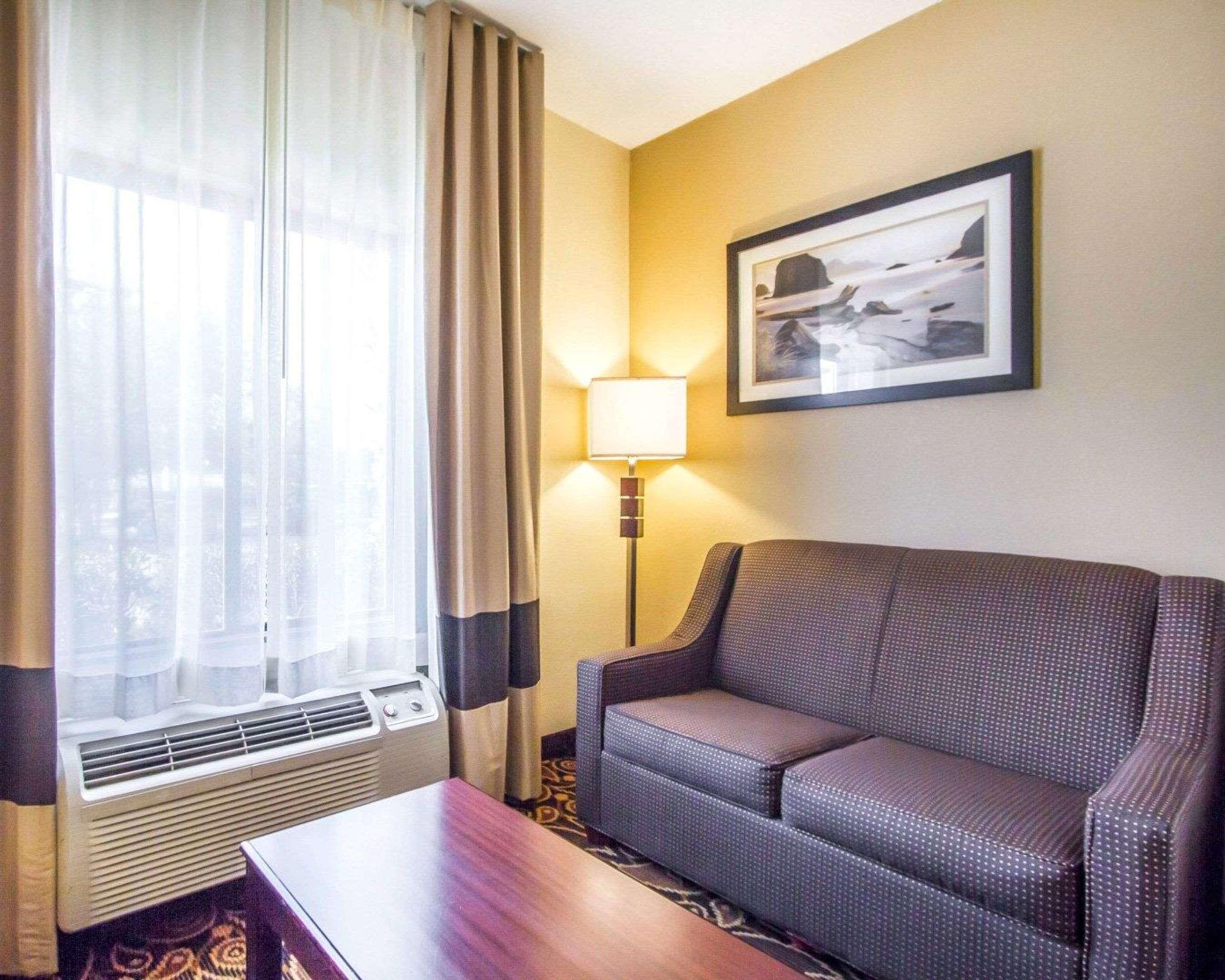Comfort Suites Mobile East Bay Дафне Экстерьер фото